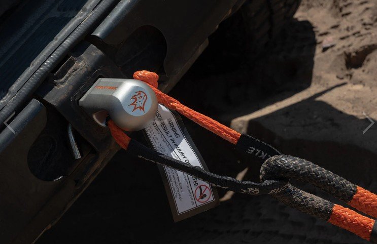 MAXTRAX | FUSE SHACKLE | 7000KG gallery image
